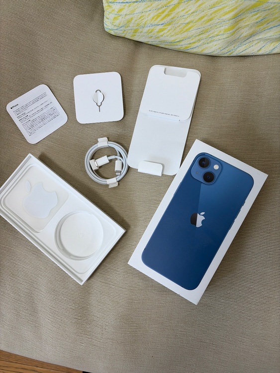 iPhone iPhone 13 128GB Softbank（スマホ）の商品画像 - 査定依頼日：2026年8月30日 - 最高査定価格：39,500円