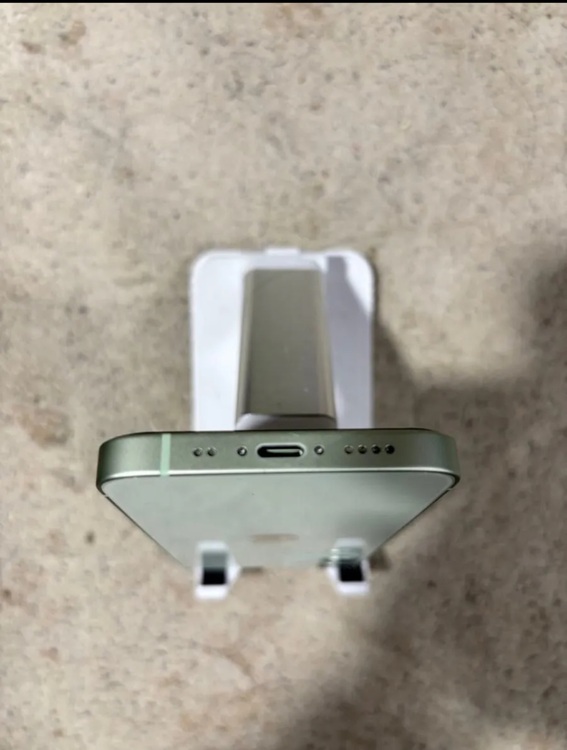 iPhone 12 mini 128GB SIMフリー（スマホ）の商品画像 - 査定依頼日：2025年10月15日 - 最高査定価格：26,000円