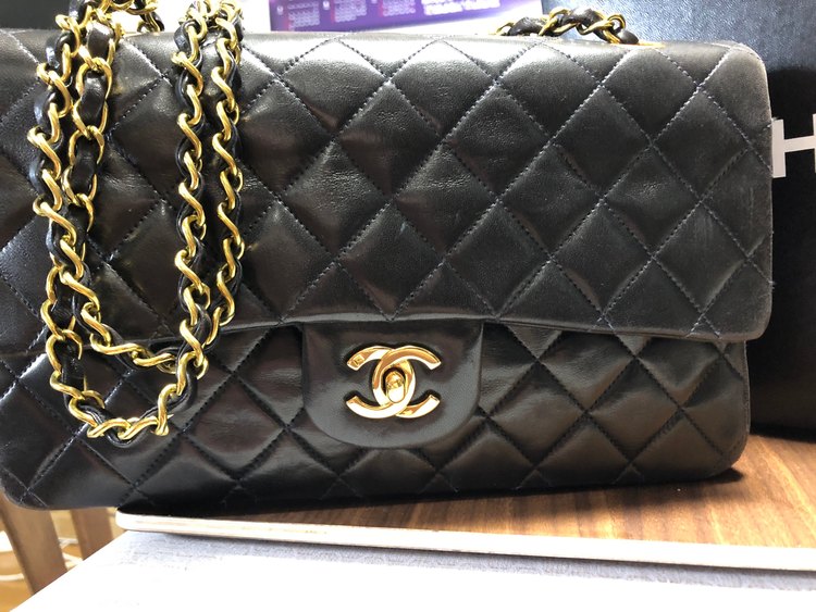 シャネルバッグ　マトラッセ（ブランドバッグ）の商品画像 - 査定依頼日：2023年9月18日 - 最高査定価格：500,000円