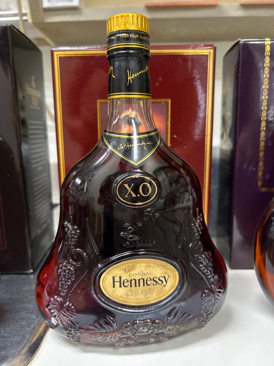 ブランデー ヘネシー （お酒）の商品画像 - 査定依頼日：2025年8月21日 - 最高査定価格：40,000円