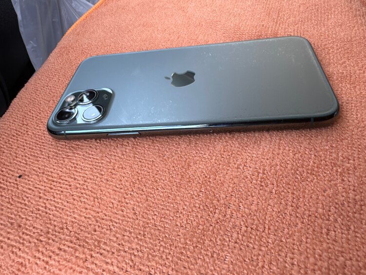 iPhone11Pro（スマホ）の商品画像 - 査定依頼日：2025年5月3日 - 最高査定価格：18,000円