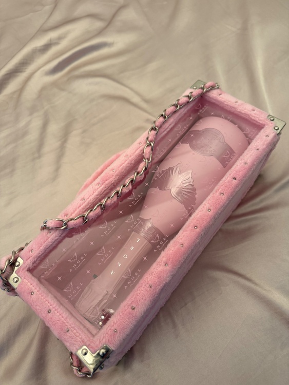 エンジェルシャンパン　ドゥミセックロゼ　ファータイプ（お酒）の商品画像 - 査定依頼日：2026年4月1日 - 最高査定価格：45,000円