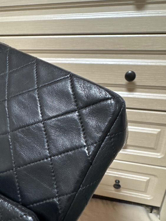 ダブルフラップマトラッセ25（ブランドバッグ）の商品画像 - 査定依頼日：2026年2月21日 - 最高査定価格：400,000円