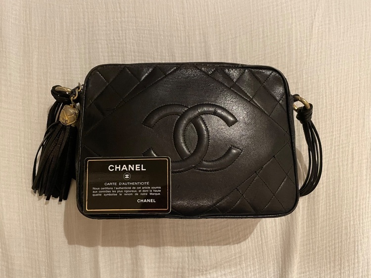 CHANEL バッグ　タッセル（ブランドバッグ）の商品画像 - 査定依頼日：2025年9月29日 - 最高査定価格：60,000円