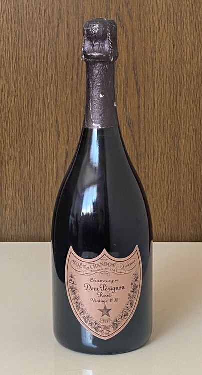 シャンパン ドン・ペリニヨン （お酒）の商品画像 - 査定依頼日：2026年3月15日 - 最高査定価格：37,000円