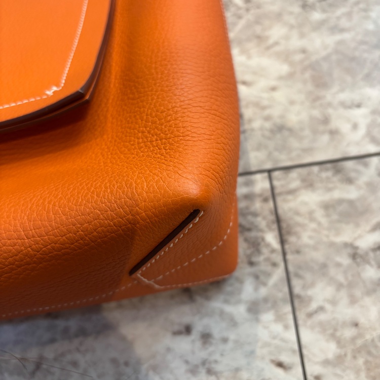 カバセリエ31 （ブランドバッグ）の商品画像 - 査定依頼日：2026年2月8日 - 最高査定価格：320,000円