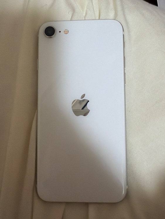 iPhone iPhone SE (第 2 世代) 64GB SIMフリー（スマホ）の商品画像 - 査定依頼日：2026年6月26日 - 最高査定価格：11,000円