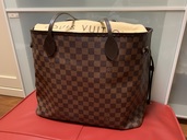 ネヴァーフルGM（ブランドバッグ）の商品画像 - 査定依頼日：2020年10月17日 - 最高査定価格：100,000円