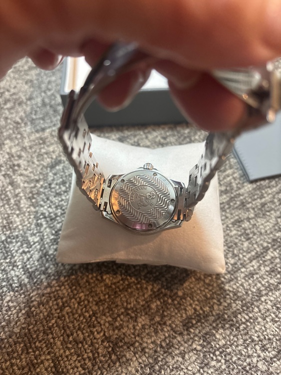 オメガ シーマスター 1（高級時計）の商品画像 - 査定依頼日：2025年11月4日 - 最高査定価格：132,000円