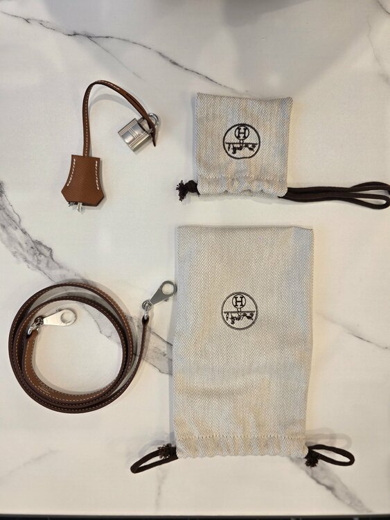 ケリー（ブランドバッグ）の商品画像 - 査定依頼日：2026年2月14日 - 最高査定価格：3,300,000円