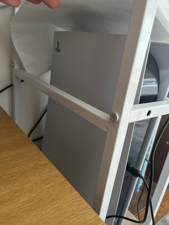 Play Station 5 CFI-1200A（ゲーム機本体・ゲームソフト）の商品画像 - 査定依頼日：2025年4月10日 - 最高査定価格：35,000円