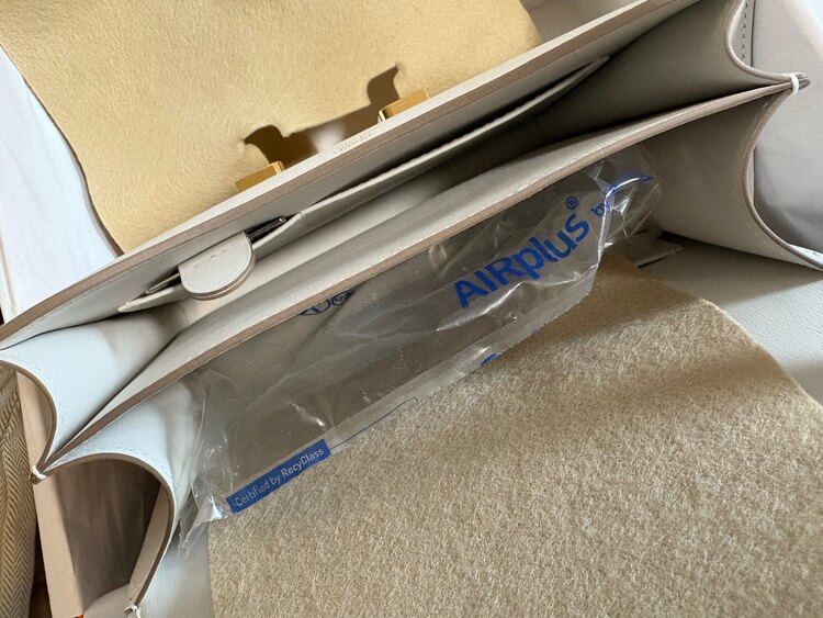 エルメス コンスタンス （ブランドバッグ）の商品画像 - 査定依頼日：2025年3月27日 - 最高査定価格：1,600,000円