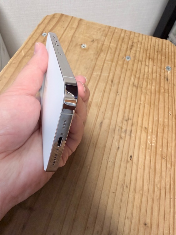 型番がわかりません。初期設定してしまいました。（スマホ）の商品画像 - 査定依頼日：2026年2月15日 - 最高査定価格：60,000円