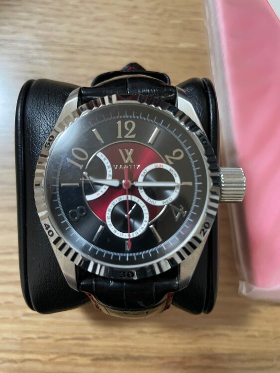 アレキサンドライト腕時計（宝石）の商品画像 - 査定依頼日：2025年4月5日 - 最高査定価格：50,000円