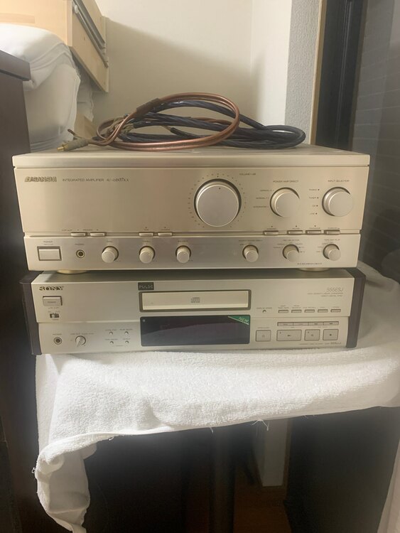 ダイヤトーンDS 600Z サンスイAUα607KX sony 555esj（オーディオ・スピーカー）の商品画像 - 査定依頼日：2025年4月27日 - 最高査定価格：15,000円