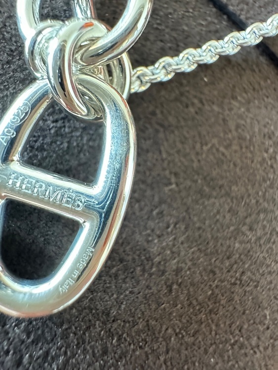 エルメス シェーヌダンクル ファランドール アミュレット ネックレス 925  （金・貴金属）の商品画像 - 査定依頼日：2025年9月12日 - 最高査定価格：80,000円