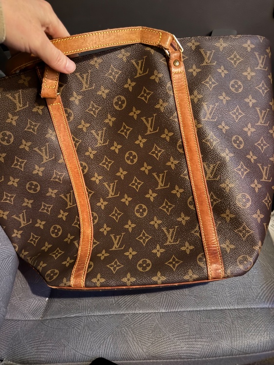 バック（ブランドバッグ）の商品画像 - 査定依頼日：2026年1月18日 - 最高査定価格：20,000円