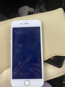 iPhone iPhone8 64GB au（スマホ）の商品画像 - 査定依頼日：2026年6月16日 - 最高査定価格：3,600円