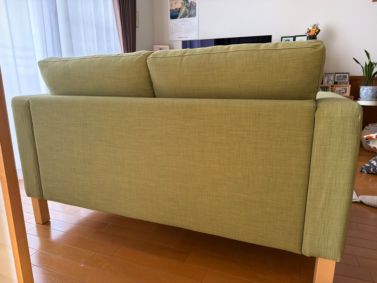 ソファ　IKEA KARLSTAD カルルスターだ2人掛けコンパクトソファ（家具・寝具）の商品画像 - 査定依頼日：2026年4月19日 - 最高査定価格：5,000円