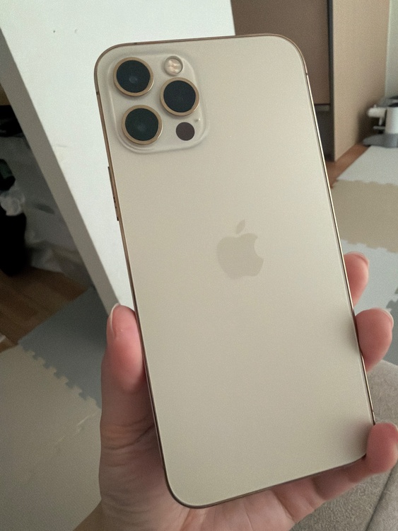 iPhone iPhone 12 Pro 128GB 楽天モバイル（スマホ）の商品画像 - 査定依頼日：2026年7月20日 - 最高査定価格：30,500円