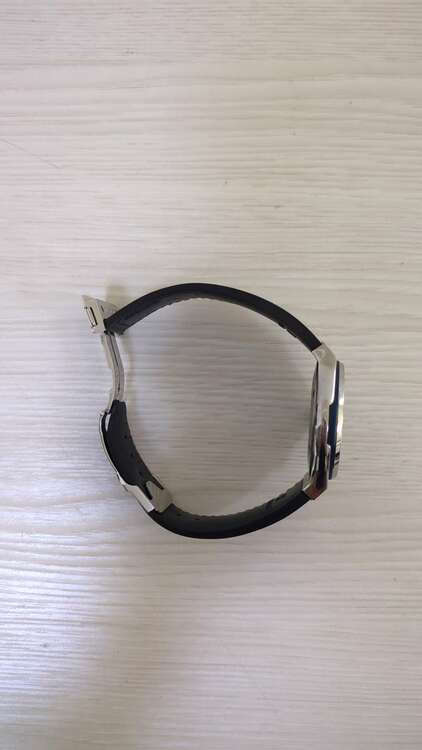 ウブロ クラシックフュージョン （高級時計）の商品画像 - 査定依頼日：2025年5月6日 - 最高査定価格：530,000円