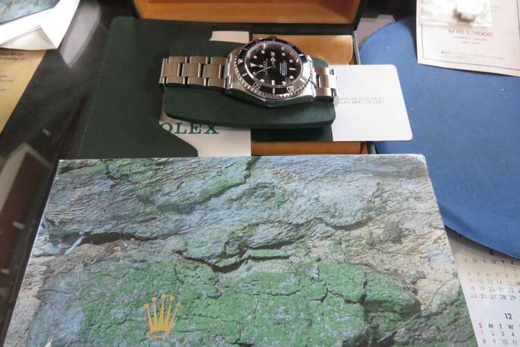ロレックス シードゥエラー 1660（高級時計）の商品画像 - 査定依頼日：2024年12月27日 - 最高査定価格：1,350,000円