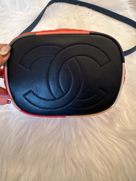 ハンドバッグ（ブランドバッグ）の商品画像 - 査定依頼日：2026年3月6日 - 最高査定価格：160,000円