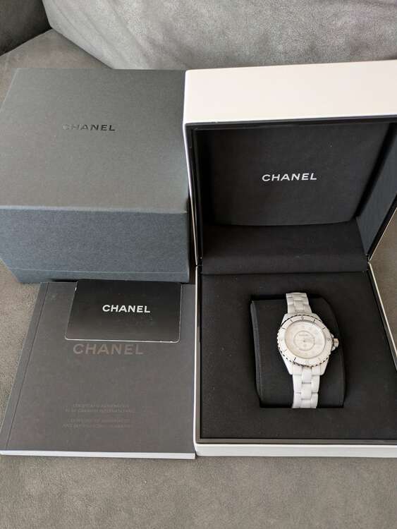 シャネル J12 H570（高級時計）の商品画像 - 査定依頼日：2025年3月21日 - 最高査定価格：525,000円