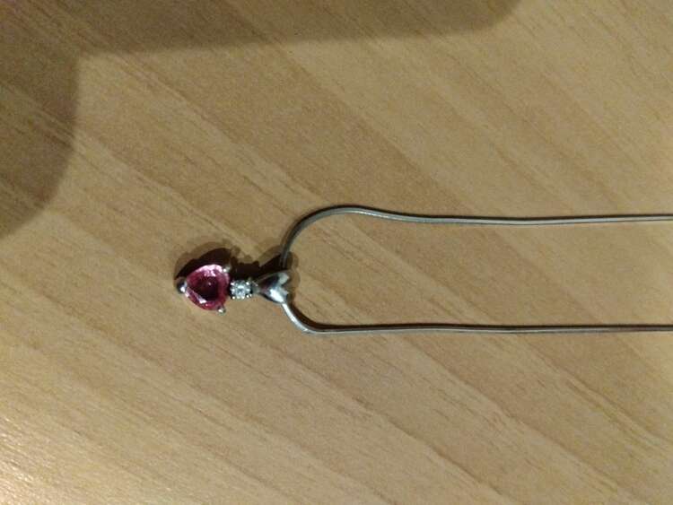 天然パパラチャ　サファイアネックレス　（宝石）の商品画像 - 査定依頼日：2024年6月23日 - 最高査定価格：16,000円