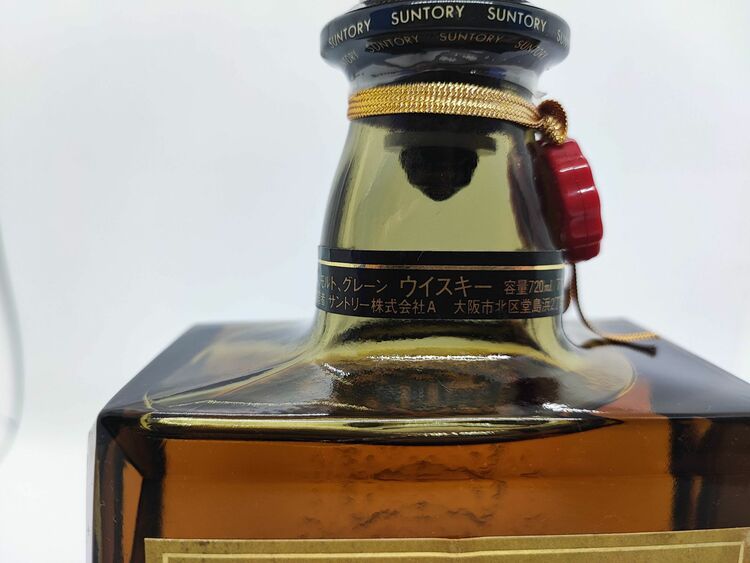 サントリーウイスキー《ROYAL》（お酒）の商品画像 - 査定依頼日：2025年10月24日 - 最高査定価格：2,000円