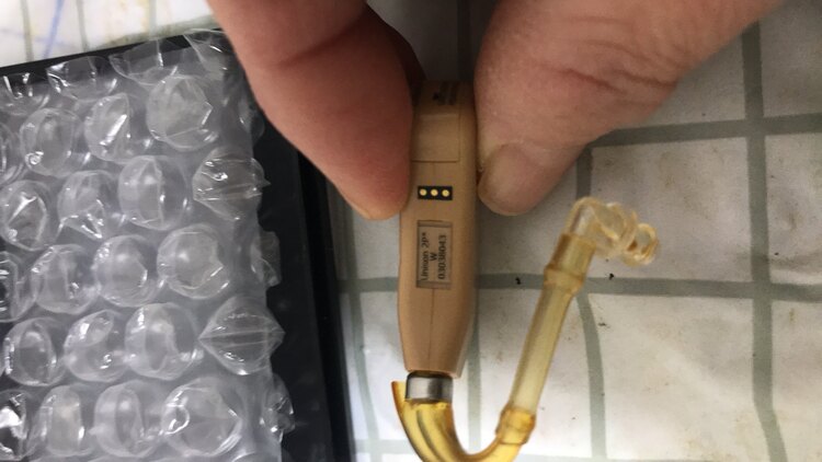 補聴器（介護用品）の商品画像 - 査定依頼日：2024年1月27日