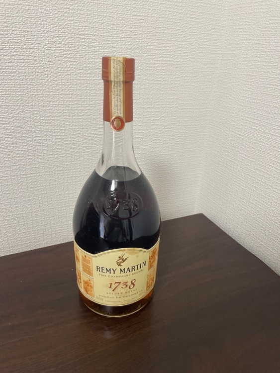 レミーマルタン1738 （お酒）の商品画像 - 査定依頼日：2025年8月2日 - 最高査定価格：3,000円