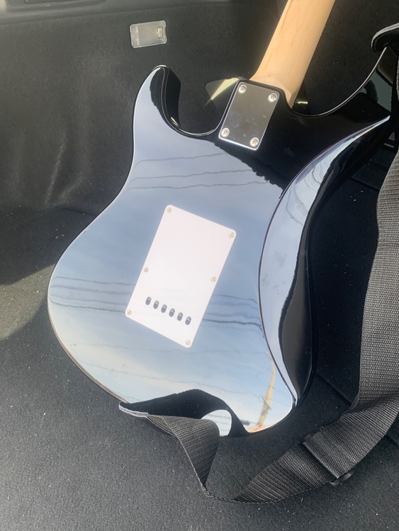  YAMAHA PACIFICA012 エレ（ピアノ・楽器・PA機材）の商品画像 - 査定依頼日：2025年8月22日 - 最高査定価格：4,000円