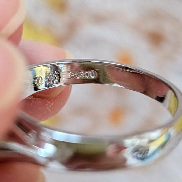 サファイヤダイヤリング（金・貴金属）の商品画像 - 査定依頼日：2026年1月15日 - 最高査定価格：130,000円