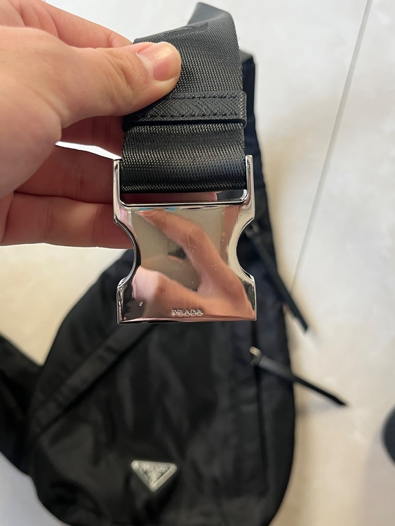 プラダ  （ブランドバッグ）の商品画像 - 査定依頼日：2026年1月31日 - 最高査定価格：130,000円