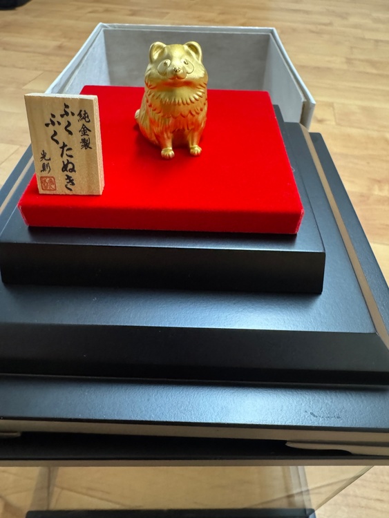 純金製 ふくふくたぬき。PABERGE®（金・貴金属）の商品画像 - 査定依頼日：2026年3月3日 - 最高査定価格：100,000円