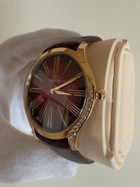 トレゾル36ムーンシャインゴールド　レザーストラップ（高級時計）の商品画像 - 査定依頼日：2025年5月26日 - 最高査定価格：800,000円