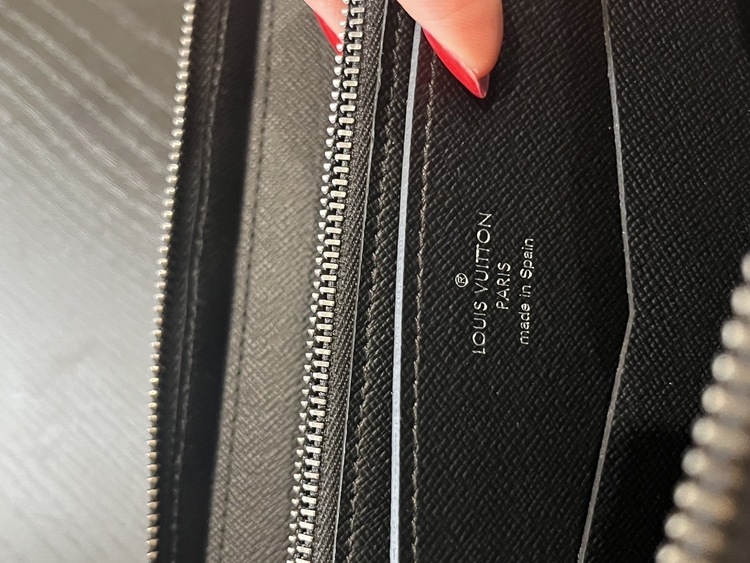 ルイ ヴィトン モノグラム・エクリプス ジッピーXL（ブランド財布・小物）の商品画像 - 査定依頼日：2026年3月6日 - 最高査定価格：100,000円