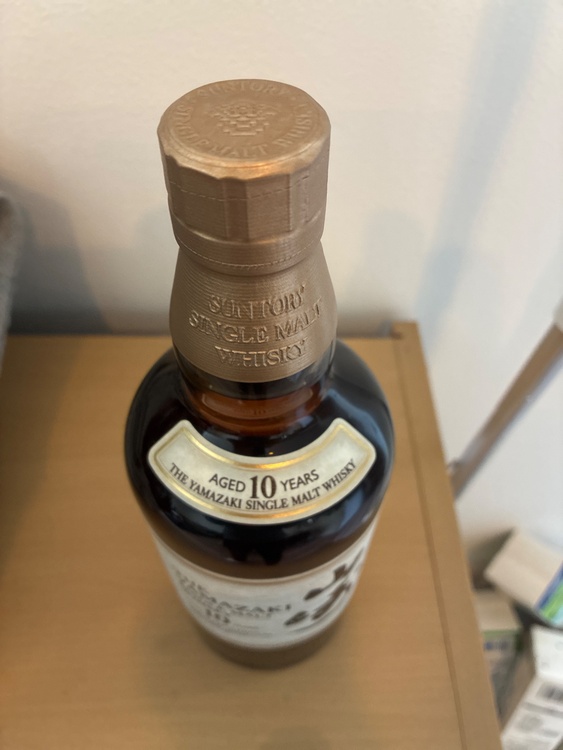 ウイスキー サントリー山崎 （お酒）の商品画像 - 査定依頼日：2026年1月25日 - 最高査定価格：20,000円