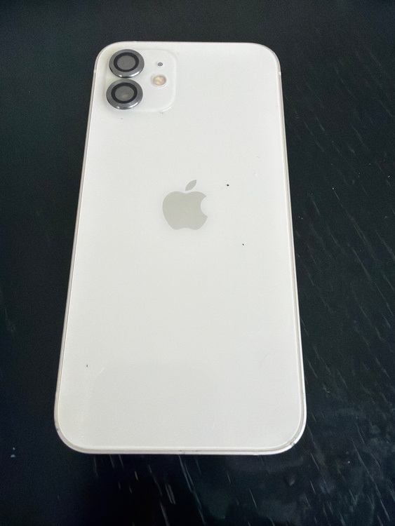 iPhone 12 64GB SIMフリー（スマホ）の商品画像 - 査定依頼日：2026年4月19日 - 最高査定価格：20,000円