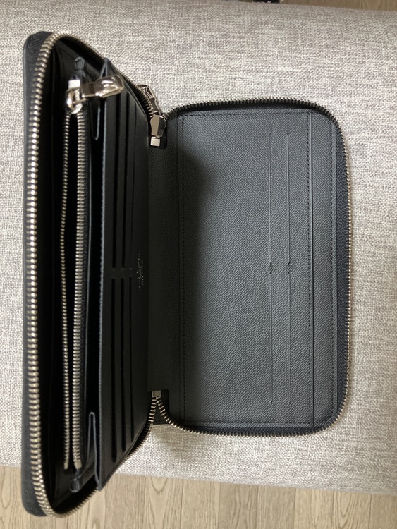 ルイヴィトン タイガ （ブランドバッグ）の商品画像 - 査定依頼日：2025年9月11日 - 最高査定価格：20,000円