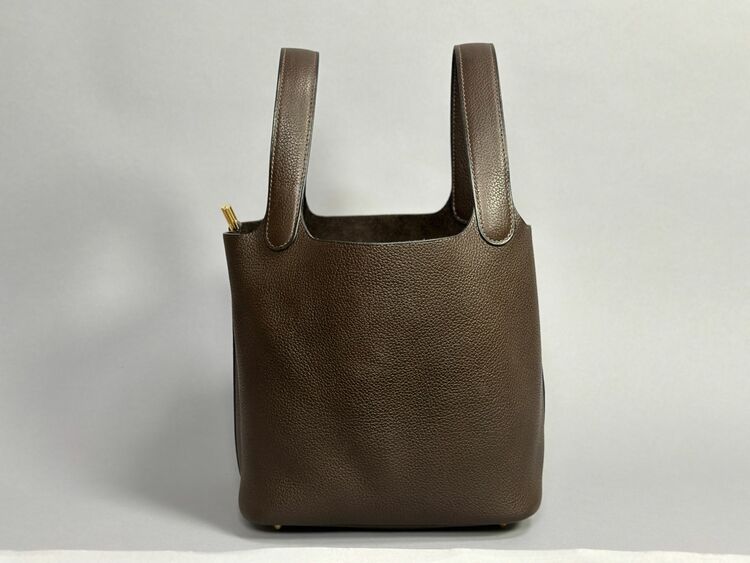 ピコタンロック エベンヌ バレニアフォーブル（ブランドバッグ）の商品画像 - 査定依頼日：2025年11月10日 - 最高査定価格：100,000円