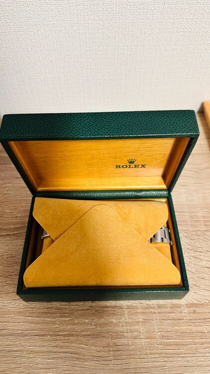 ロレックス エクスプローラー 11427（高級時計）の商品画像 - 査定依頼日：2025年10月18日 - 最高査定価格：930,000円