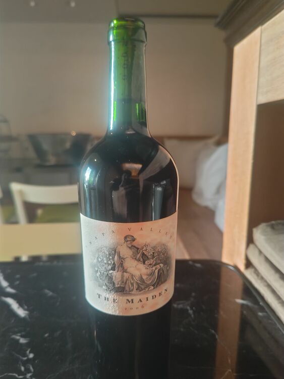 ハーランエステートザ・メイデン（お酒）の商品画像 - 査定依頼日：2025年10月9日 - 最高査定価格：32,000円