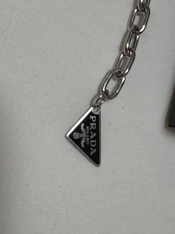 プラダ  （ブランドバッグ）の商品画像 - 査定依頼日：2025年10月28日 - 最高査定価格：40,000円