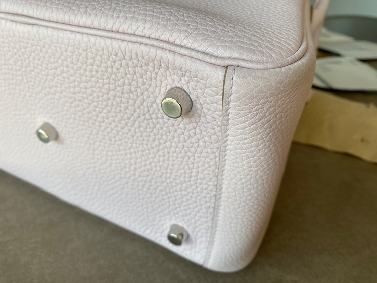 エルメス リンディ （ブランドバッグ）の商品画像 - 査定依頼日：2025年9月9日 - 最高査定価格：1,300,000円