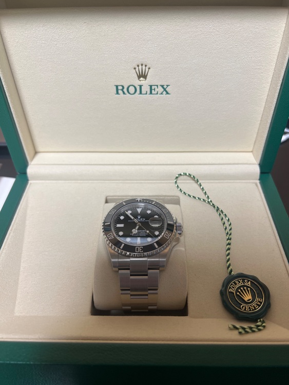 ロレックス サブマリーナー デイト（高級時計）の商品画像 - 査定依頼日：2025年11月23日 - 最高査定価格：2,300,000円