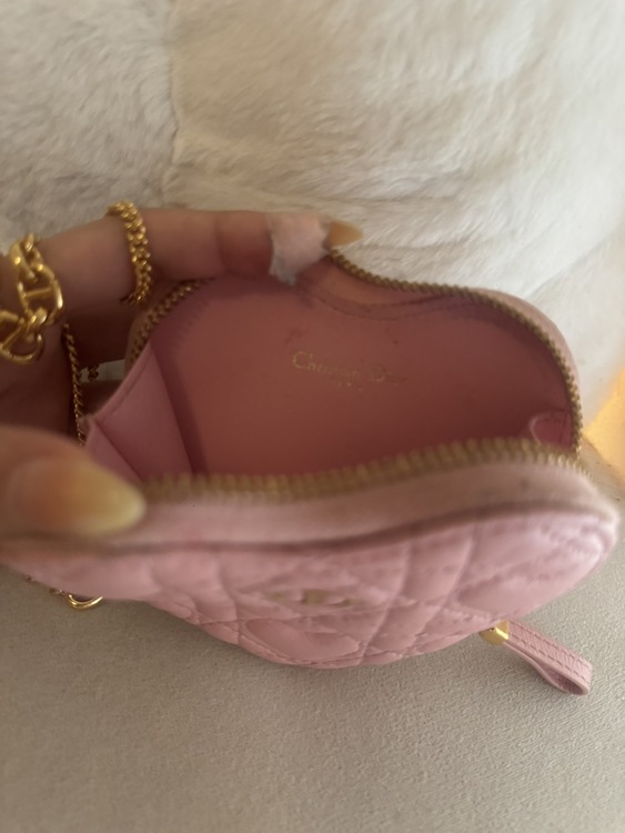 Dior Caro チェーン ハートポーチ（ブランドバッグ）の商品画像 - 査定依頼日：2026年10月5日 - 最高査定価格：80,000円