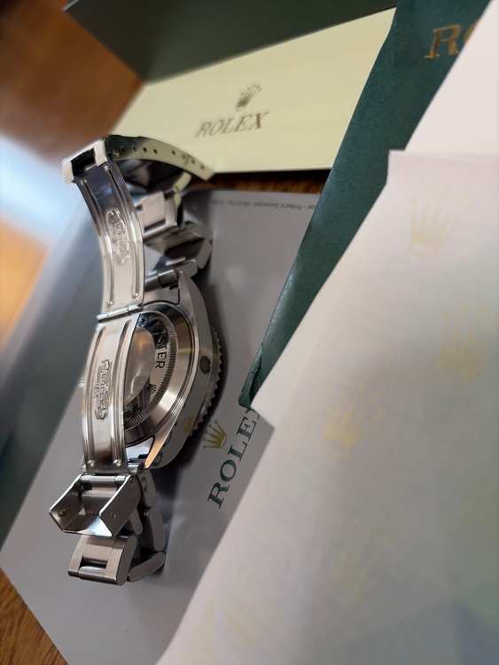 ロレックス シードゥエラー 1660（高級時計）の商品画像 - 査定依頼日：2026年1月25日 - 最高査定価格：1,400,000円