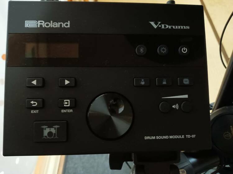 Roland V-Drums TD-07DMK（ピアノ・楽器・PA機材）の商品画像 - 査定依頼日：2026年4月4日 - 最高査定価格：30,000円